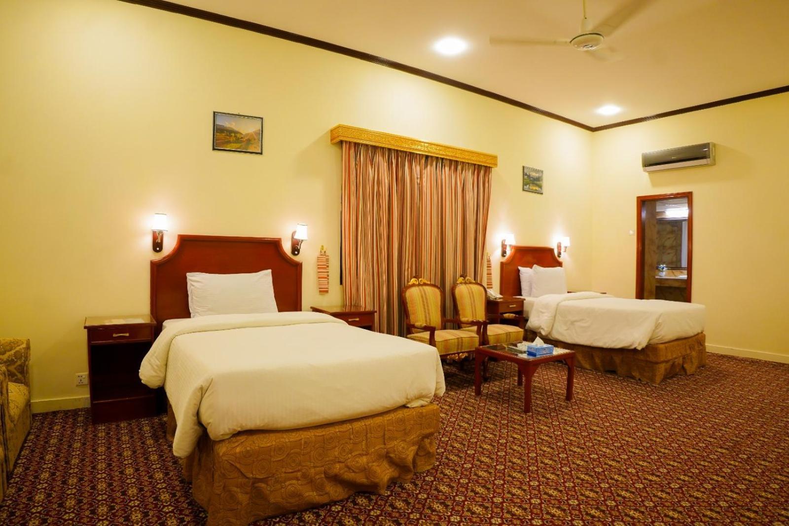 Indus Hotel ハイデラバード エクステリア 写真