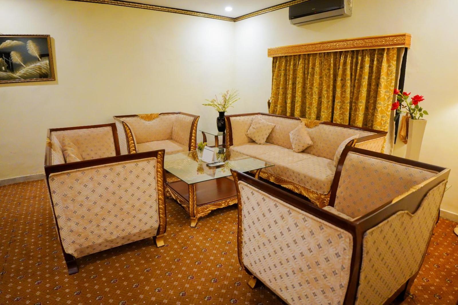 Indus Hotel ハイデラバード エクステリア 写真