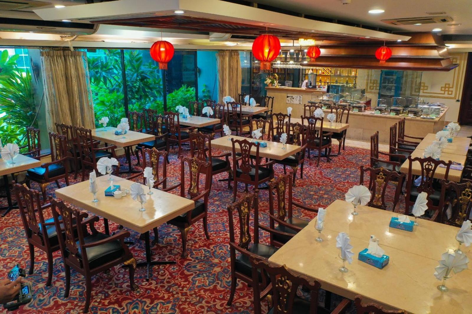 Indus Hotel ハイデラバード エクステリア 写真