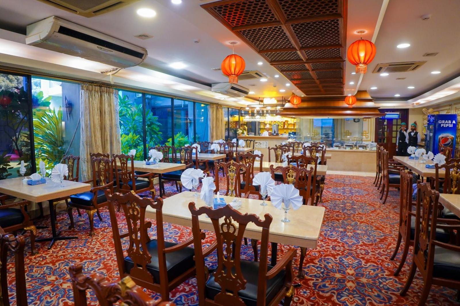 Indus Hotel ハイデラバード エクステリア 写真
