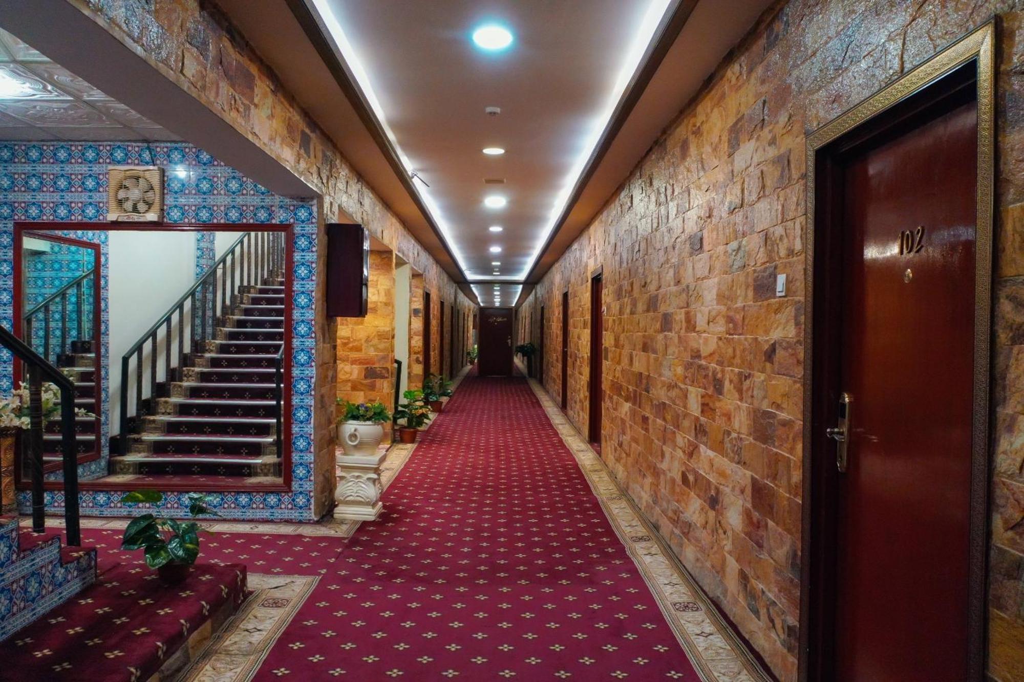 Indus Hotel ハイデラバード エクステリア 写真