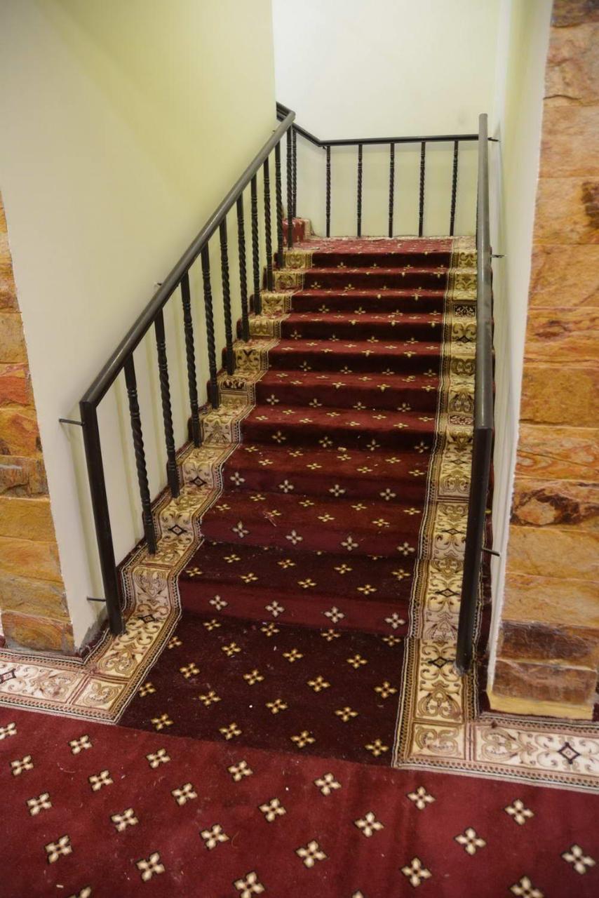 Indus Hotel ハイデラバード エクステリア 写真