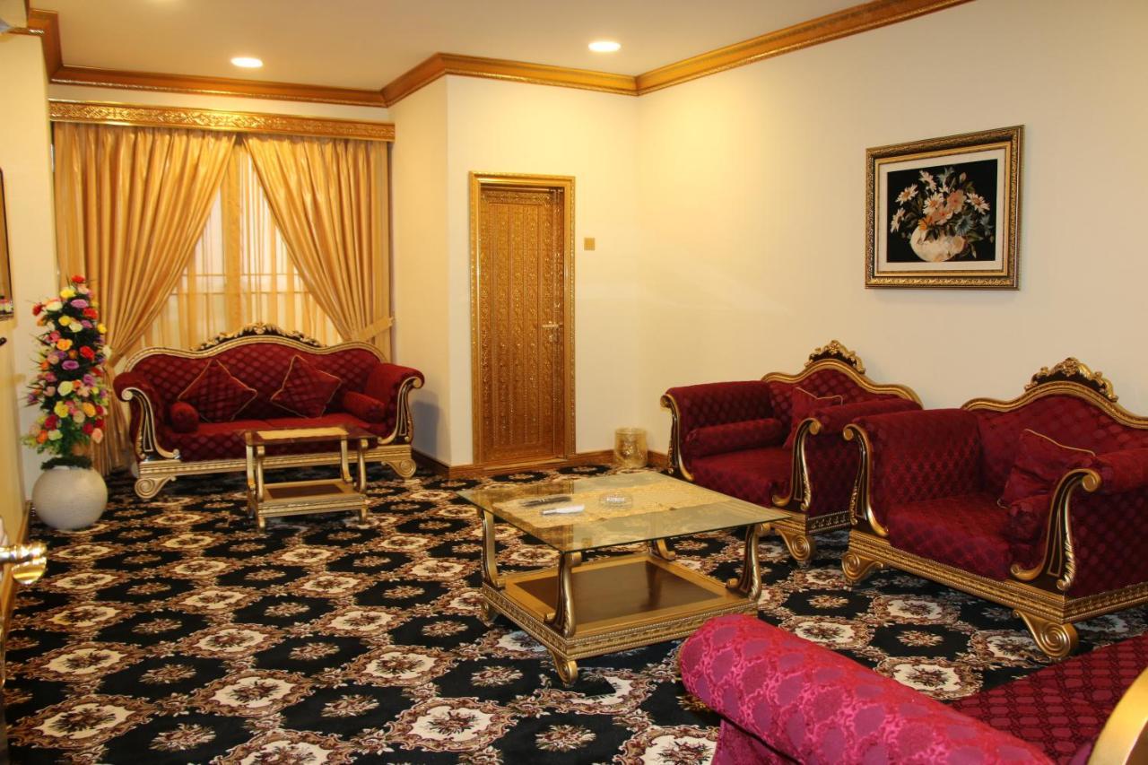 Indus Hotel ハイデラバード エクステリア 写真